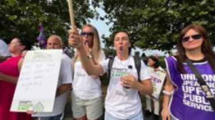 Fresh strike action at hospitals as staff walk out