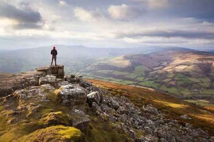 Met Office issues mountain weather forecast for UK walkers this weekend - full list of 'hazards'