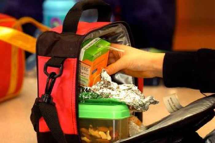 Health guru urges parents to 'ditch' popular school lunchbox items