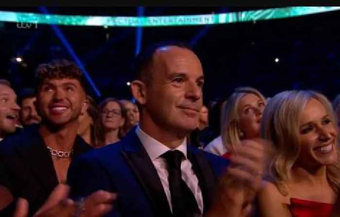 ITV National Television Awards viewers spot Martin Lewis 'furious' at losing to Stacey Solomon