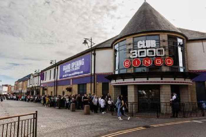 Police investigate Kilmarnock flasher outside bingo hall