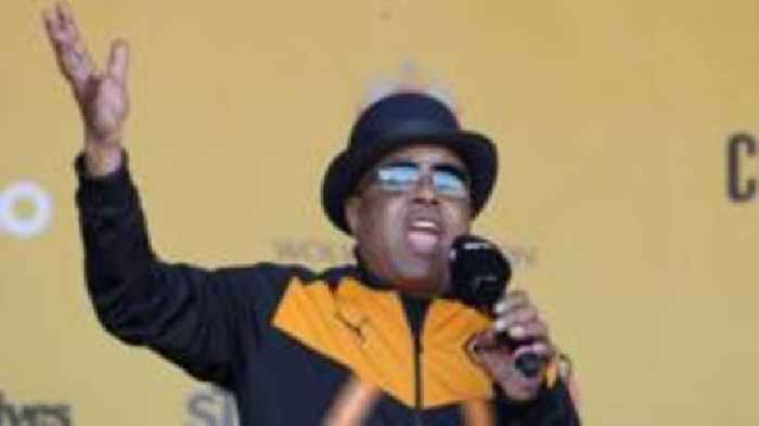 Wolverhampton pays tribute to 'friend' Tito Jackson