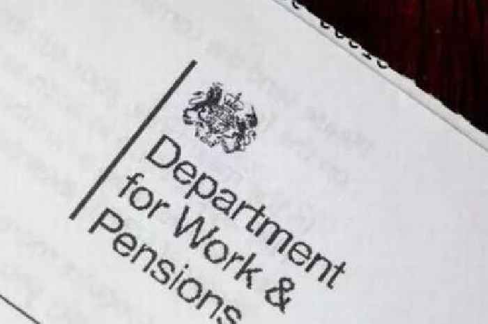 Six DWP benefits set to end with 440,000 people sent 'notice'