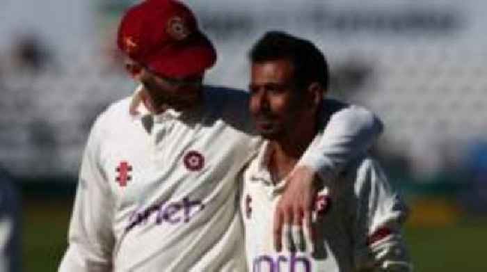 Northants start well against Leicestershire