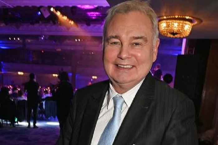 Eamonn Holmes pictured looking 'cosy' with Hollywood star after holiday with new girlfriend