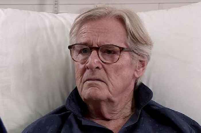 ITV Coronation Street's Ken Barlow at risk of 'losing everything' as fans 'rumble' cruel twist