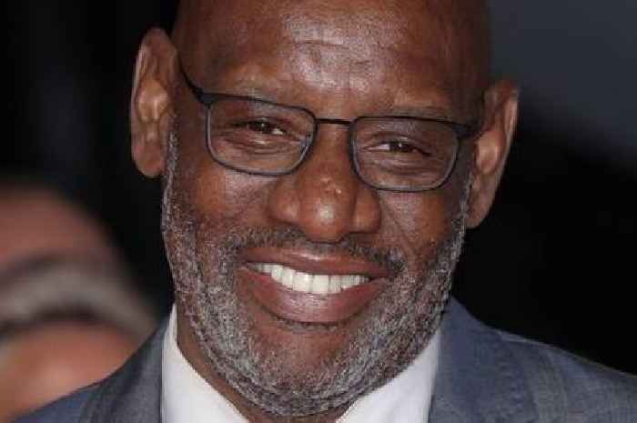 ITV The Chase Shaun Wallace surprises contestants at Hull University quiz night