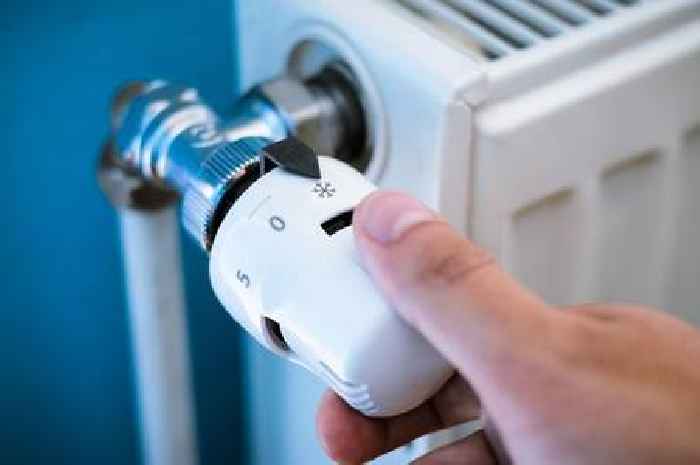 Seven expert tips to keep your bedroom cosy this winter without using central heating