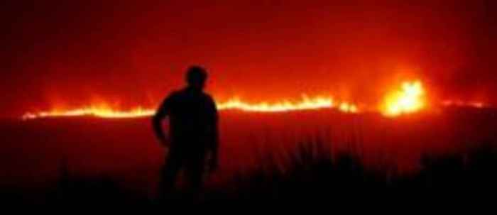 Deadly wildfires burn in Portugal