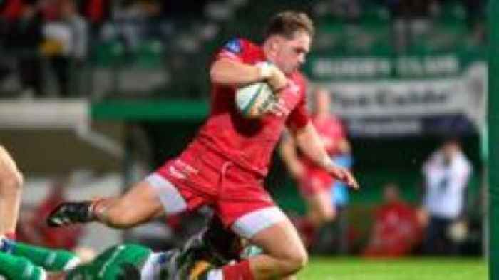 Scarlets claim draw at Benetton in URC opener