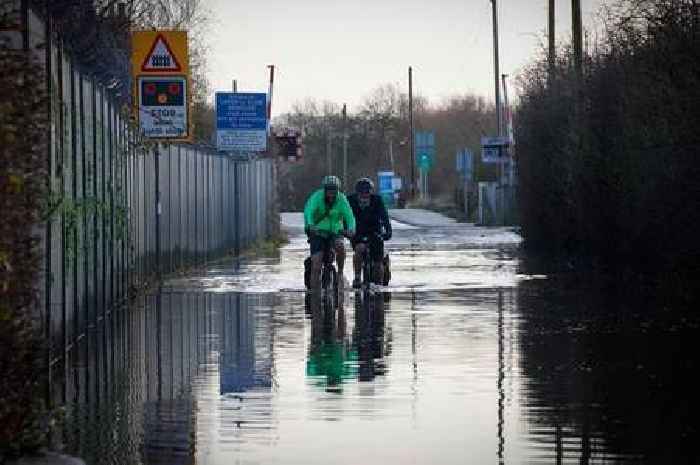 Met Office Nottinghamshire hour-by-hour weather forecast as 'severe' warning in place on Monday