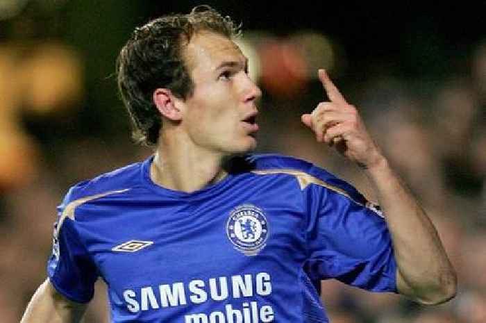 Arjen Robben snubbed Man Utd because of 'smell' and became Chelsea legend instead