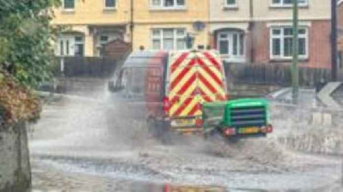 Heavy rain set to bring floods and travel disruption