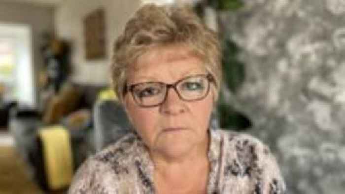 Scammers target gran's family holiday booking
