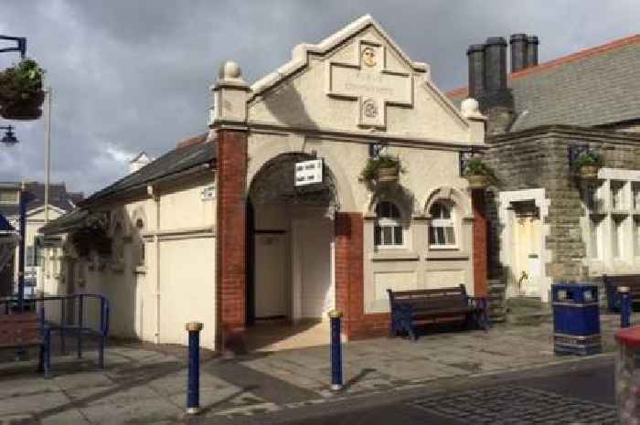 Free public toilets in middle of Porthcawl face closure