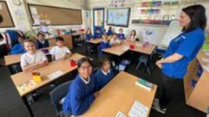 Primary school incorporates exercise into lessons