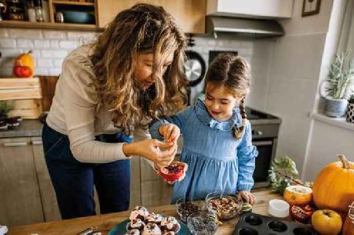 Budding bakers in Lanarkshire urged to sign up for charity Marie Curie's autumn fundraiser