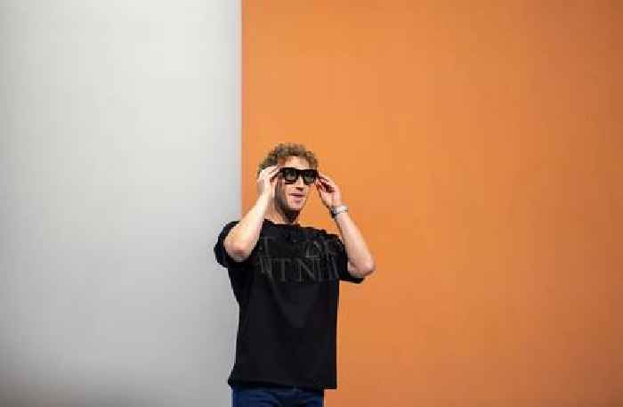 News24 Business | Facebook, Instagram group bets on normal-looking AR glasses, celeb AI voices