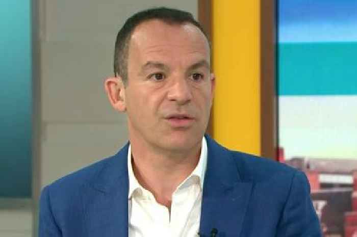 Martin Lewis advises UK households to top up non-smart meters before energy price cap rise