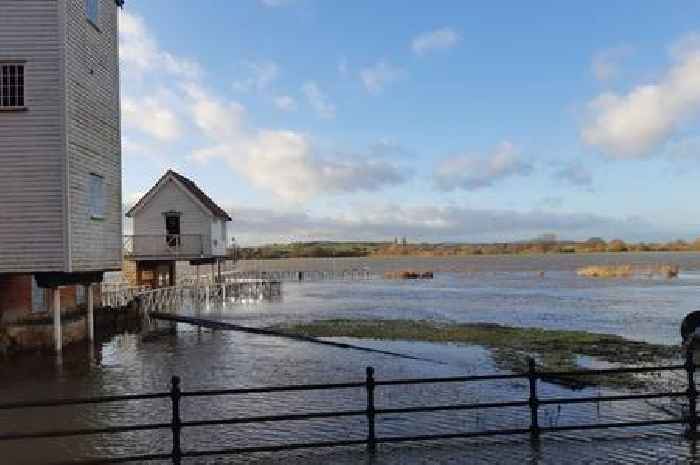 Huge 17-hour Met Office weather alert issued as flood warning activated in Tewkesbury