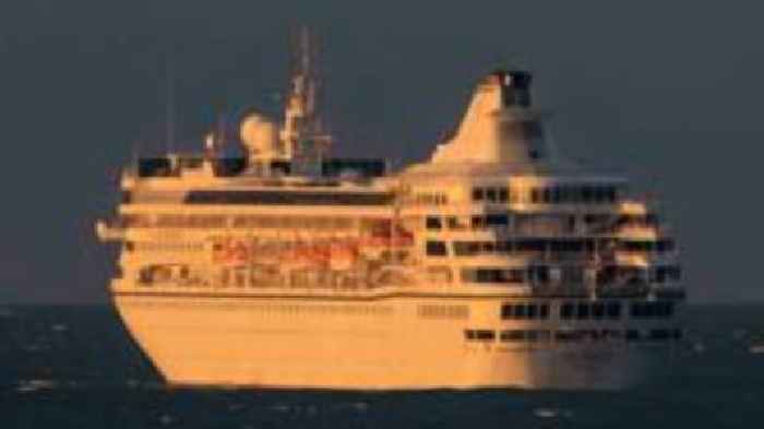 Cruise ship stuck in Belfast still anchored in lough