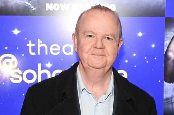 Taxi 'shot at' had Ian Hislop in as a passenger