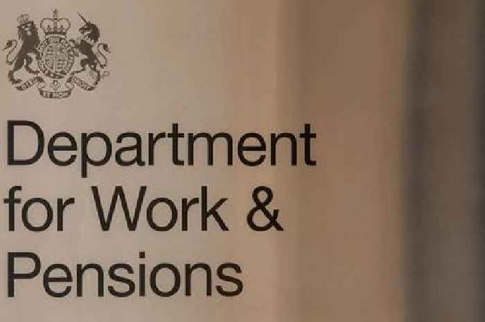 DWP says state pensioners can still get £300 Winter Fuel Payment after deadline passed