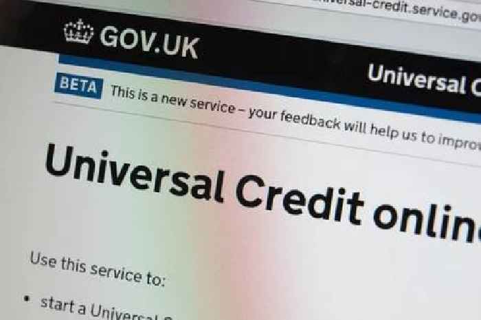 DWP issues Universal Credit update as claimants 'locked out' of accounts