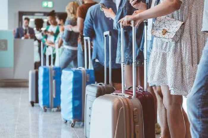 Baggage handler warns holidaymakers of common item to avoid packing