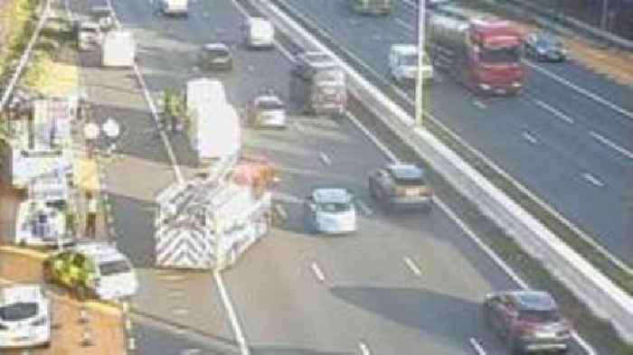 Delays after three-vehicle crash on M4