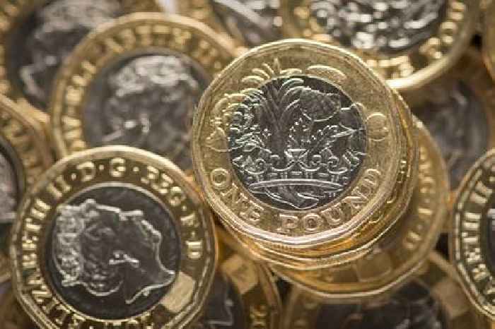 Pound sterling set for worst week all year as markets reassess path for interest rates