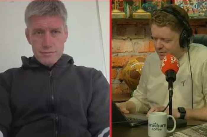 Ronan O'Gara shows true colours as Johnny Sexton's 'coward' claim is put to him