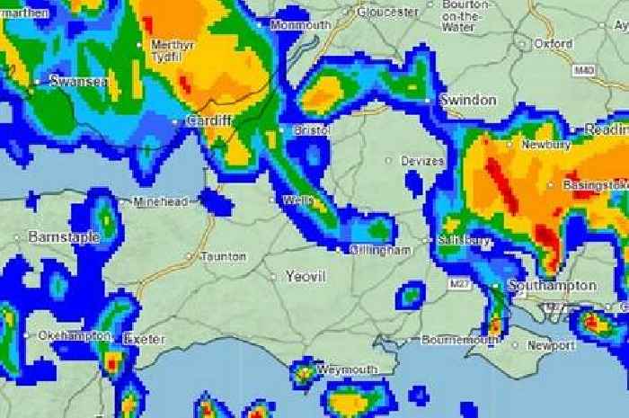 Thunderstorms and heavy rain expected as Met Office issues weather warning