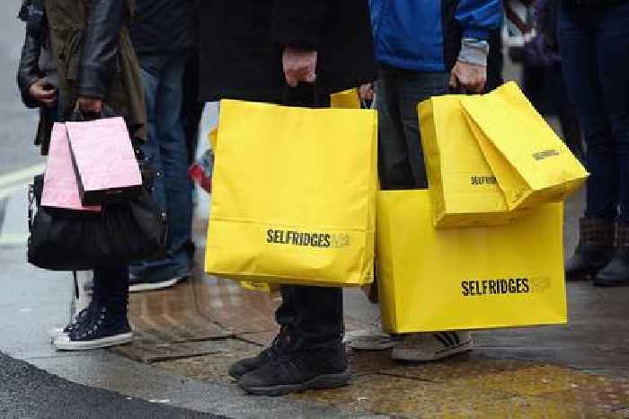 Selfridges: Saudi Arabia’s PIF invests in department store group