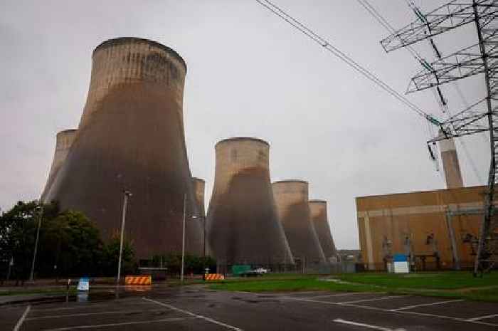 Police threaten Ratcliffe-on-Soar Power Station trespassers with arrest after closure