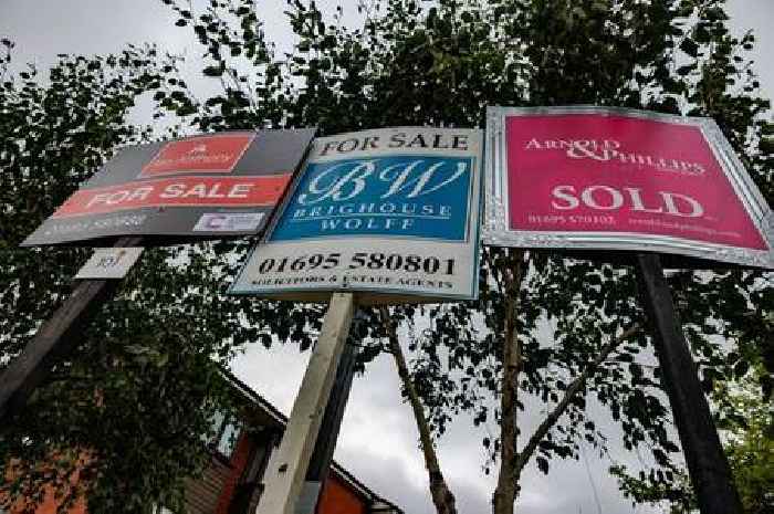 House price growth turns positive for first time in two years