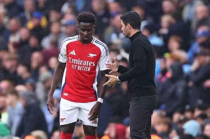 Bukayo Saka makes Arsenal feelings clear to Mikel Arteta on huge striker transfer decision