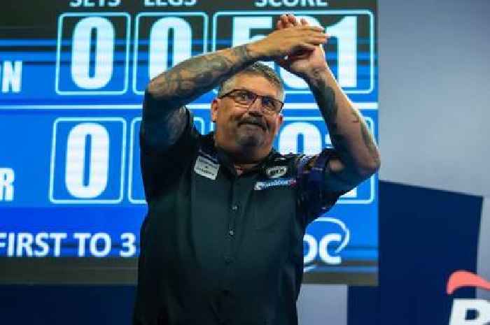 Gary Anderson's reaction to losing 3-0 to rival who expected to 'get battered' says it all