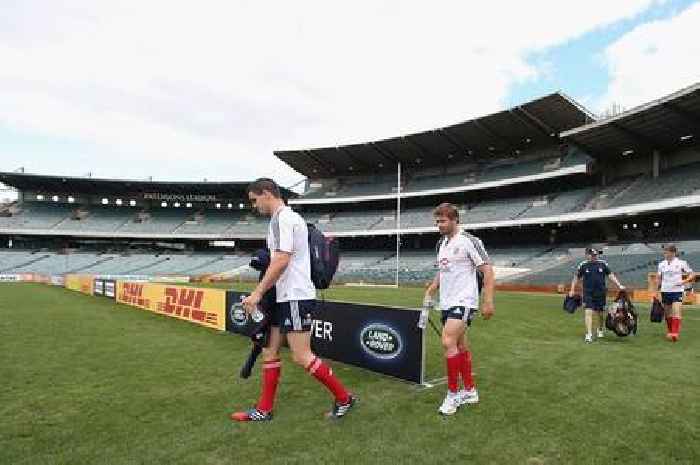 Leigh Halfpenny 'lost his head' with Johnny Sexton as bust-up emerges