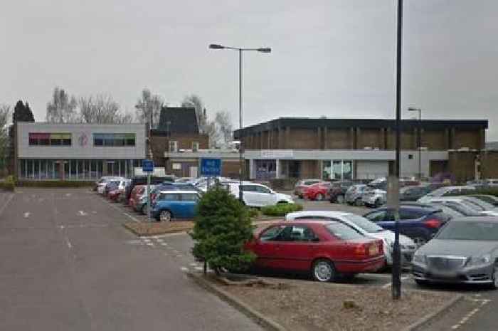 Cambridgeshire leisure centre users 'frustrated' by repair delays