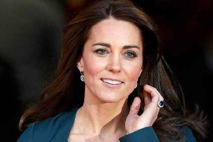 Royal fans all say same thing as Kate Middleton takes off iconic engagement ring