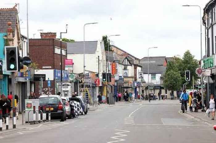 Man stabbed in Cardiff street