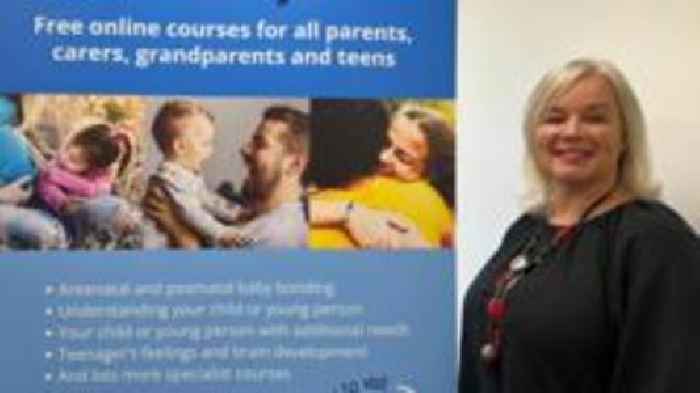 Parents given free online mental health courses