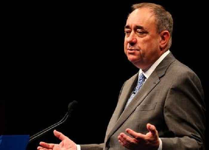 Doctor says call 999 with 'red flag' heart signs after Alex Salmond sudden death