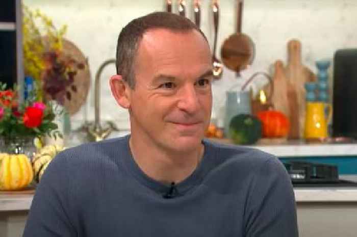 Martin Lewis issues urgent £2,212 warning to young people aged between 18 and 22