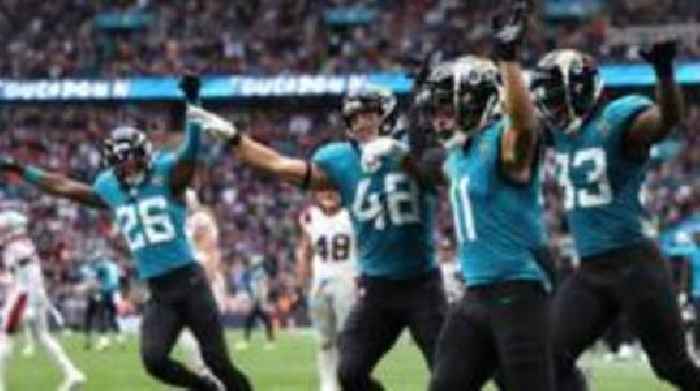 Under-pressure Jaguars fight back to beat Patriots