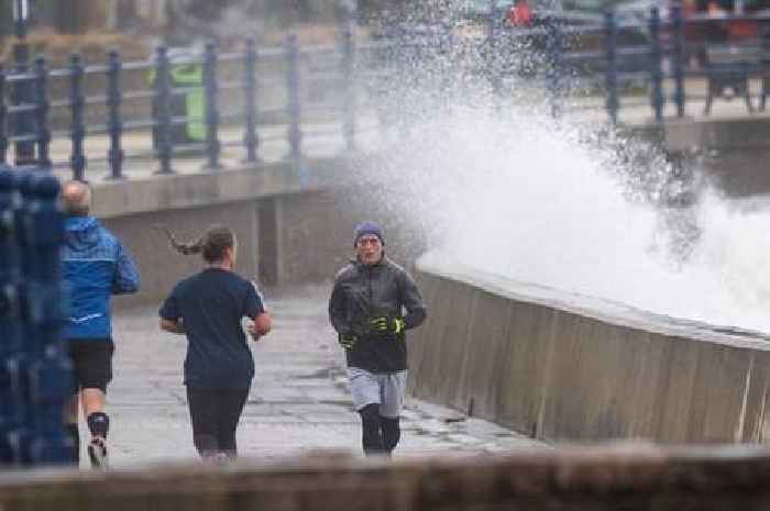 BBC weather presenter issues Storm Ashley update and says worst is to come