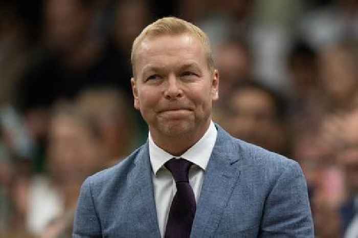 Sir Chris Hoy left in excruciating pain as he tries to save hair for sake of son