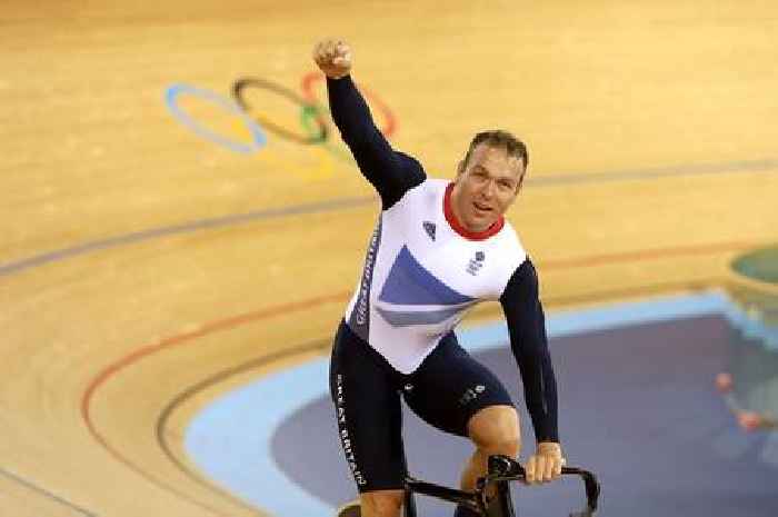 TV doctor urges people to see GP after Chris Hoy reveals he has terminal cancer