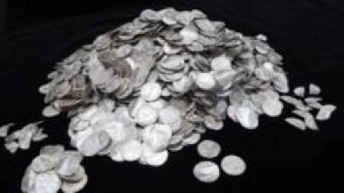 Norman coin hoard bought for £4.3m by trust